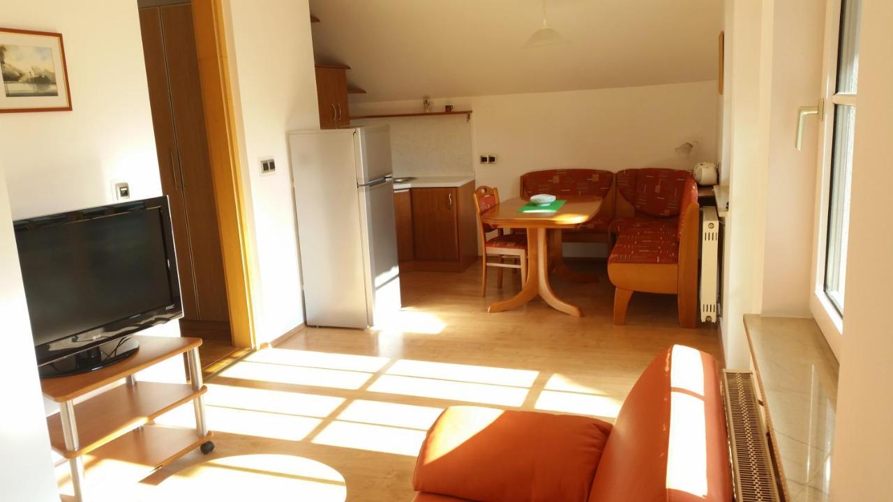 Apartma Jezerci Διαμέρισμα Μπλεντ Εξωτερικό φωτογραφία